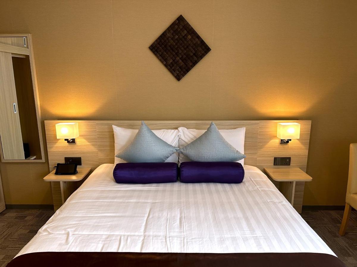 Hotel Yah Hanoi & Spa Exterior photo