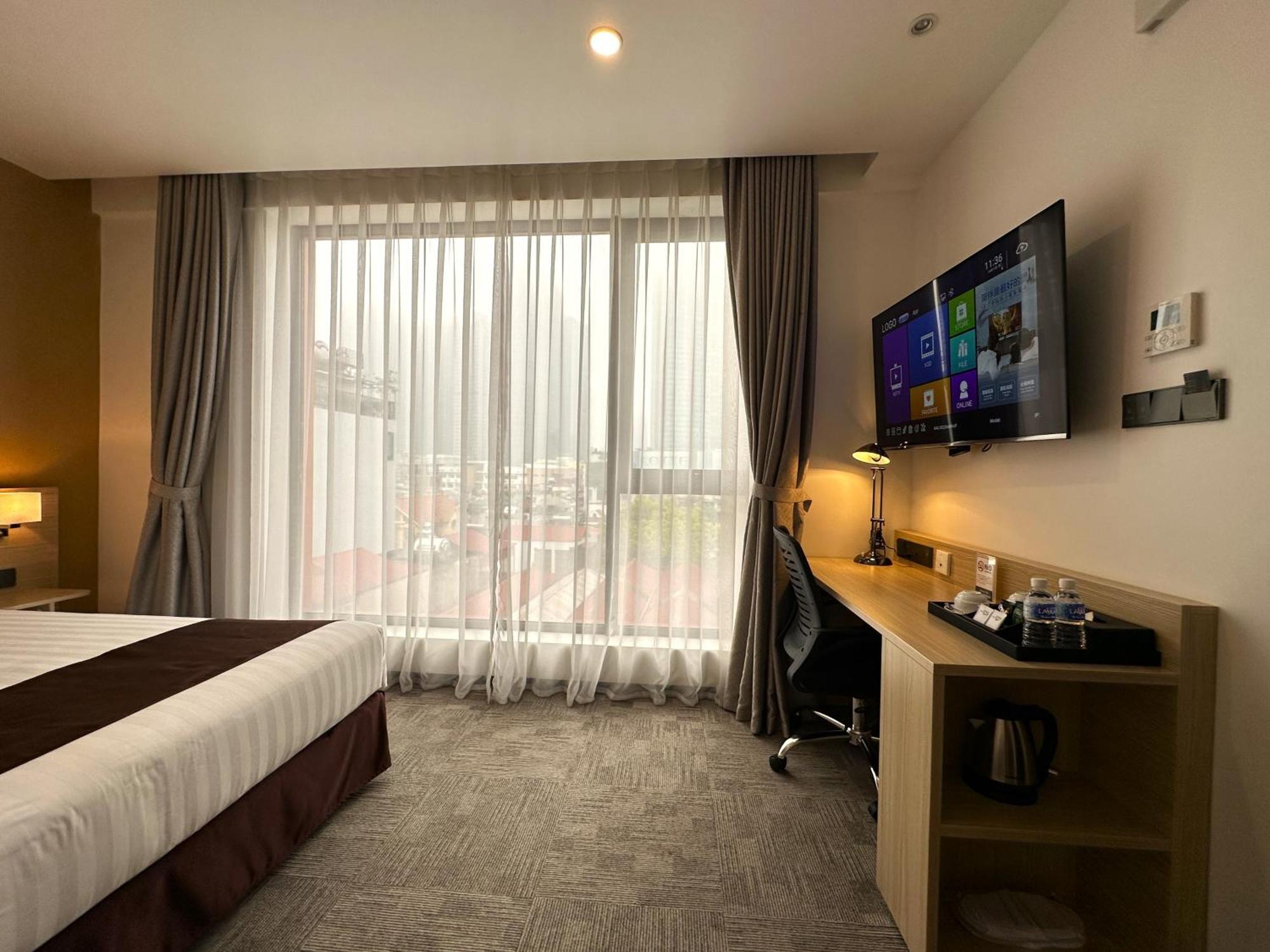 Hotel Yah Hanoi & Spa Exterior photo